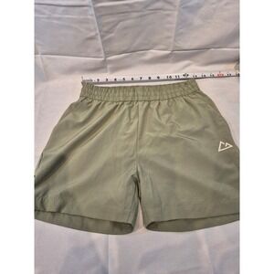 Giordano Motion Women's Athletic‎ Shorts Light Green Size S Lightweight Elastic